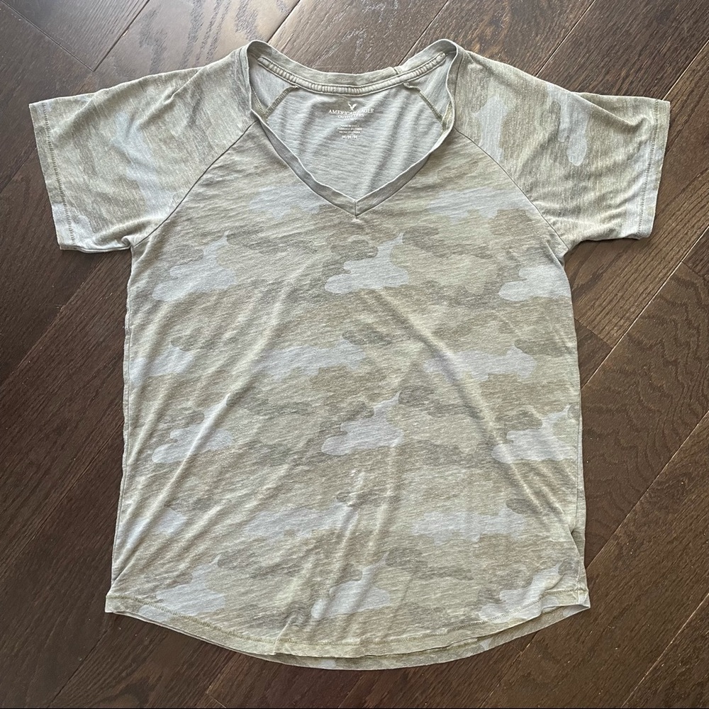 American Eagle Soft Camo Raglan Tee - Picture 2 of 8